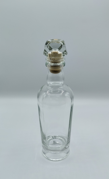 Бутылка Кватро 0,5 л. с пробкой. Премиум стекло